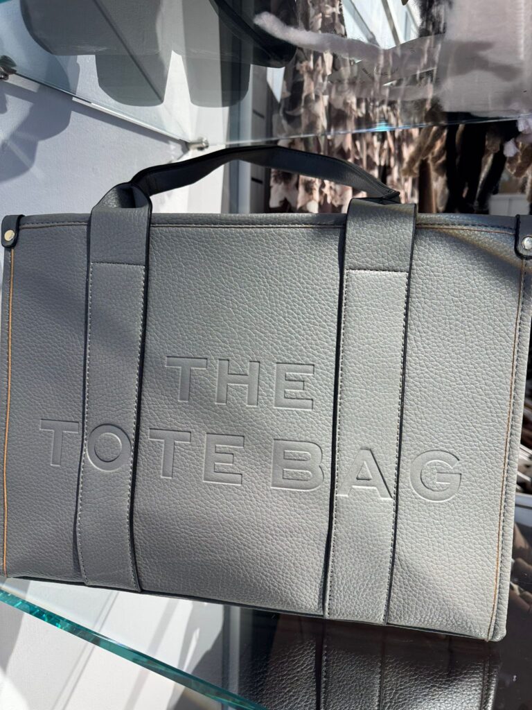 d8a708c1-cf98-42d3-9a73-f00eacd8f141