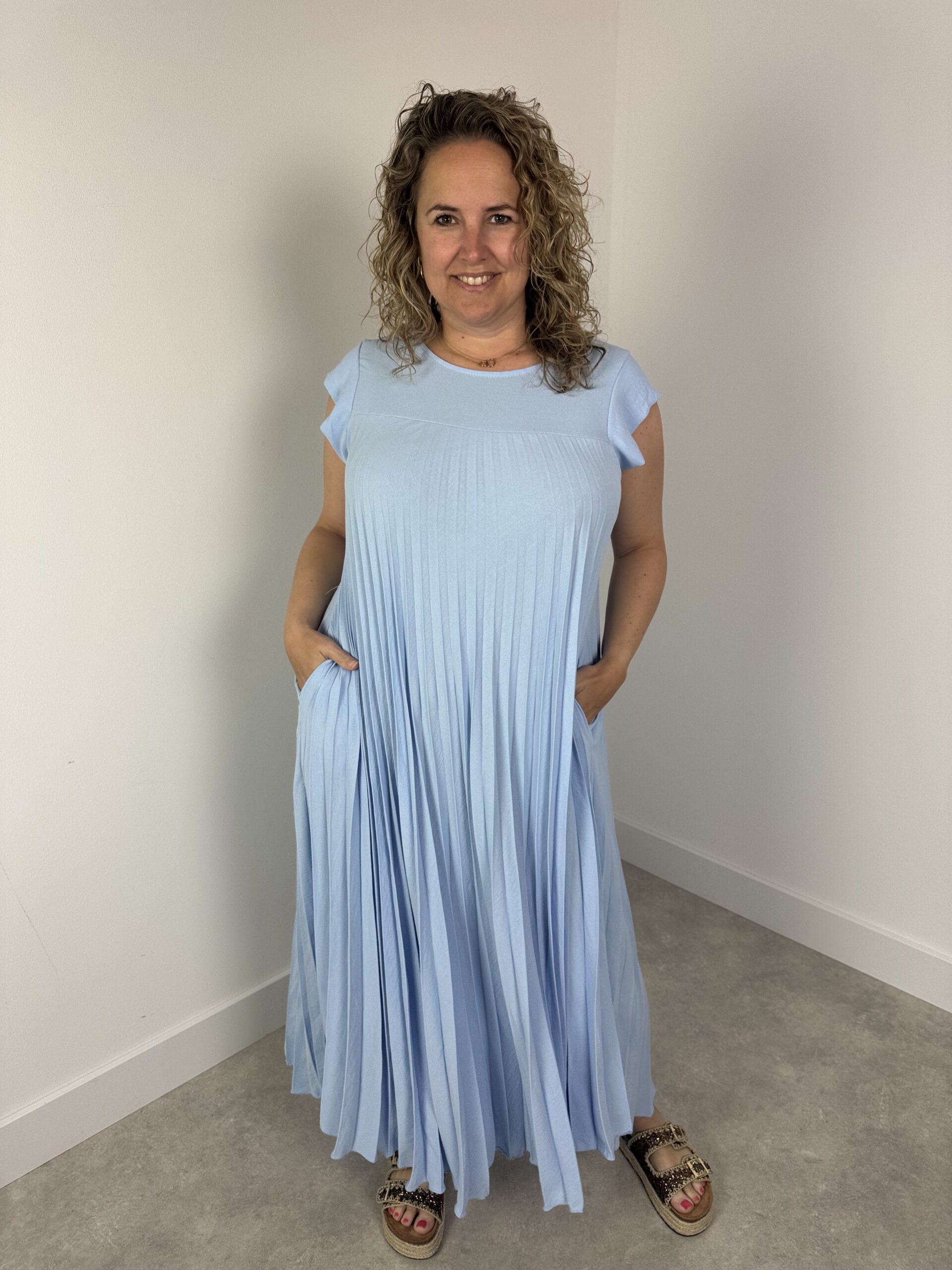 jurk plisse blauw nr.475